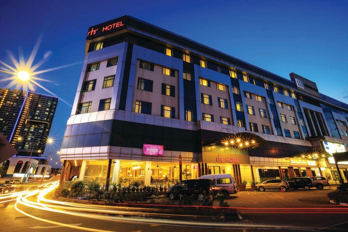 Rhr Hotel Kajang Exterior photo